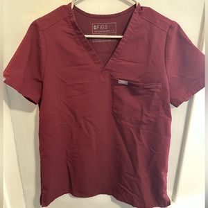 small burgundy figs scrub top